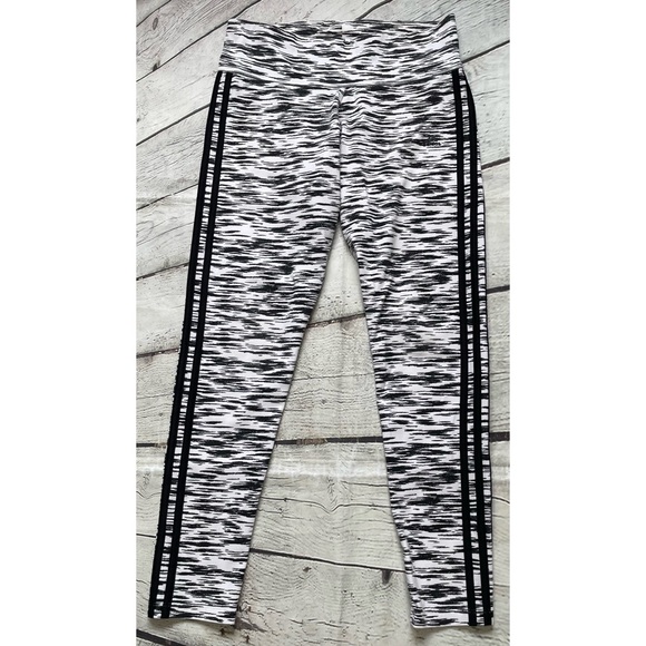 Adidas Performance ESS Tight - Picture 3 of 16